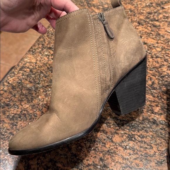 Cole Haan Taupe “Grand” Booties. Sz 9 - Picture 5 of 10